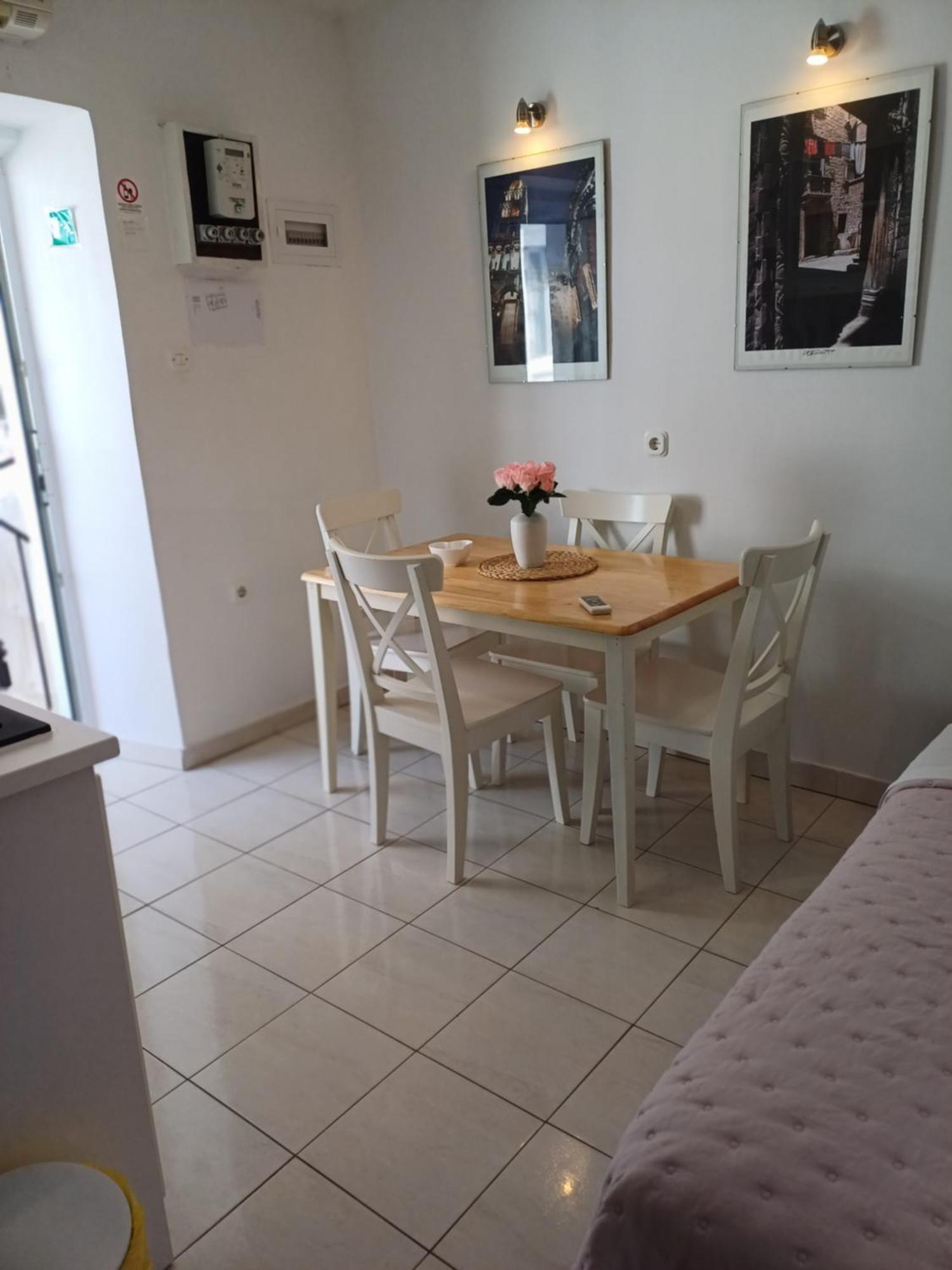 Private Apartments In Diocletians Palace Split Luaran gambar